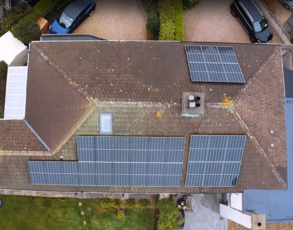Solar Installation Dublin Solution Image showing solar panels on a roof in Dublin